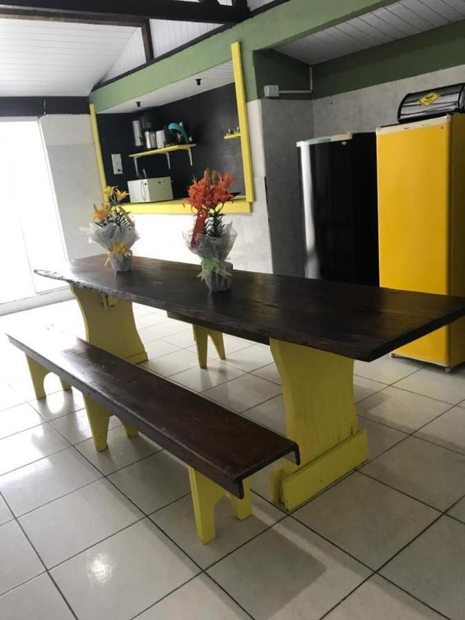 בומבינאס Hostel Banana House מראה חיצוני תמונה